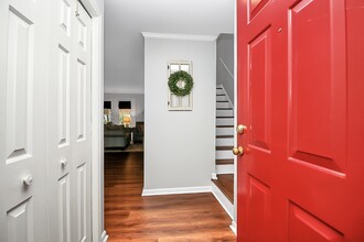 2754 Tiergarten Ln in Charlotte, NC - Building Photo - Building Photo