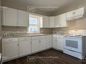 1012 W Spring St in Appleton, WI - Building Photo - Building Photo