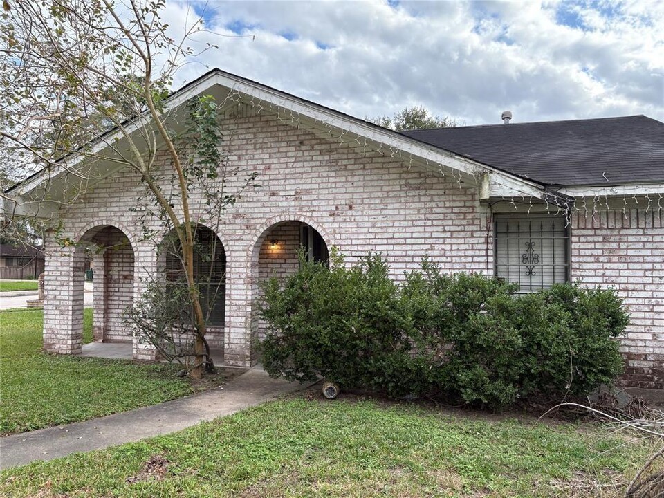 2623 Carmel St in Houston, TX - Building Photo