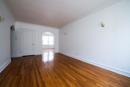8552 S Laflin St in Chicago, IL - Building Photo - Building Photo
