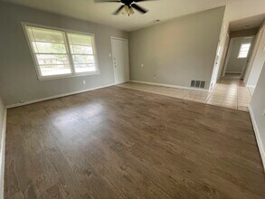 1907 70th St in Lubbock, TX - Building Photo - Building Photo