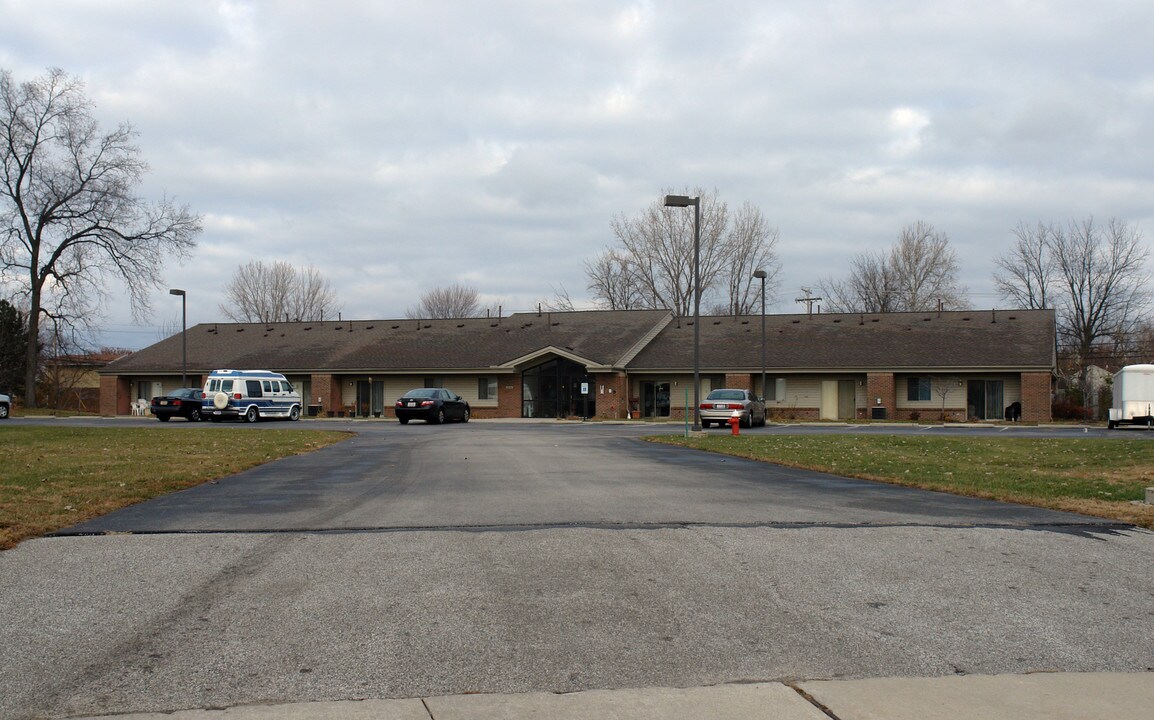 1030 Brookview Dr in Toledo, OH - Building Photo