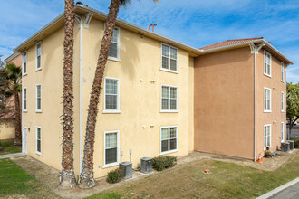 Poso Place Senior Apartments in Wasco, CA - Building Photo - Building Photo