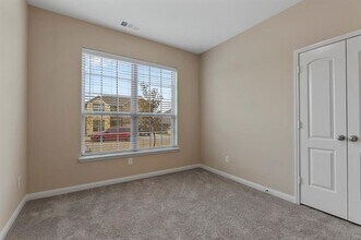 5412 Persimmon Dr in Denton, TX - Building Photo - Building Photo