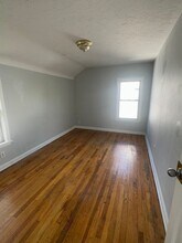 21504 Gardenview Dr in Maple Heights, OH - Building Photo - Building Photo