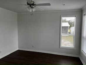 1615 Voyager Dr in Sarasota, FL - Building Photo - Building Photo