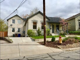 158 W 600 N in Salt Lake City, UT - Building Photo