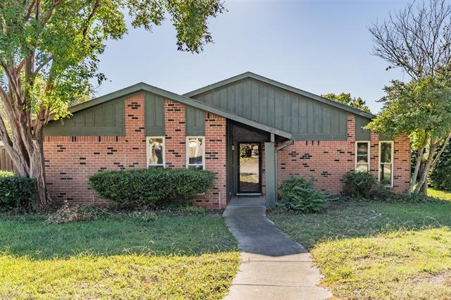 property at 2912 Charter Oak Dr