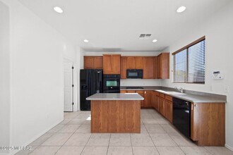 4873 W Calle Don Manuel in Tucson, AZ - Building Photo - Building Photo