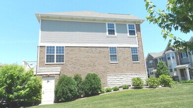 2817 Henley Ln in Naperville, IL - Building Photo - Building Photo