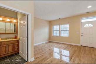 709 S Kedzie Ave in Chicago, IL - Building Photo - Building Photo