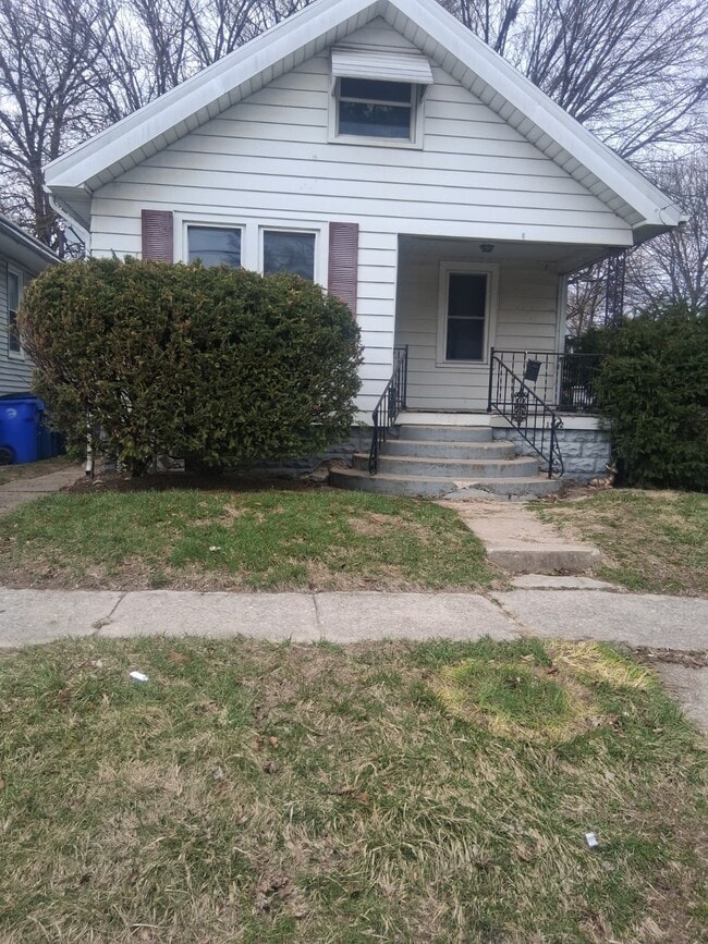 1942 Barrows St in Toledo, OH - Building Photo - Building Photo