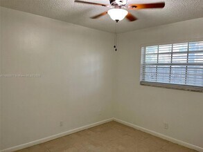 720 SW 7th St in Hallandale Beach, FL - Building Photo - Building Photo