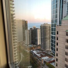 222 N Columbus Dr, Unit 4009 in Chicago, IL - Building Photo - Building Photo