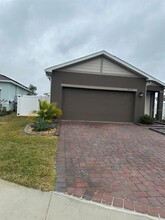 3093 Slough Creek Dr in Kissimmee, FL - Foto de edificio - Building Photo