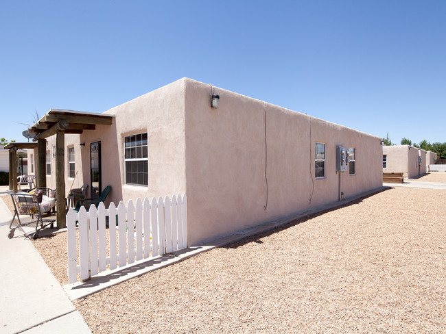 Casa Del Sol in Belen, NM - Foto de edificio - Building Photo