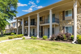 Andover Park in Valparaiso, IN - Building Photo - Building Photo