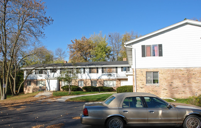 210 River St in Waterford, WI - Building Photo - Building Photo