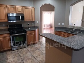 11027 Maravillas Dr NW in Albuquerque, NM - Building Photo - Building Photo