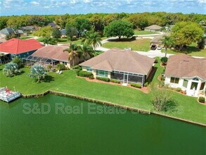 4435 Winding Oaks Cir in Mulberry, FL - Foto de edificio - Building Photo