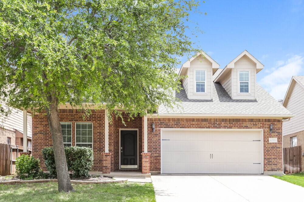 4309 Twinleaf Dr in Crowley, TX - Building Photo