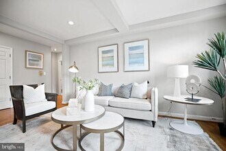 1810 California St NW in Washington, DC - Building Photo - Building Photo