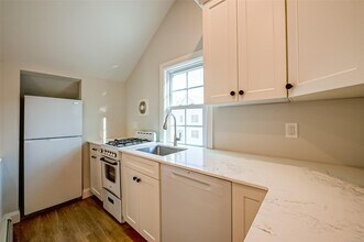68 Nassau Rd-Unit -2 in Huntington, NY - Building Photo - Building Photo