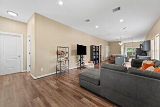 3706 Nathaniel Brown St in Houston, TX - Building Photo - Building Photo