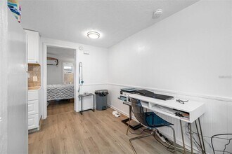 616 Dogwood Ct in Dunedin, FL - Building Photo - Building Photo