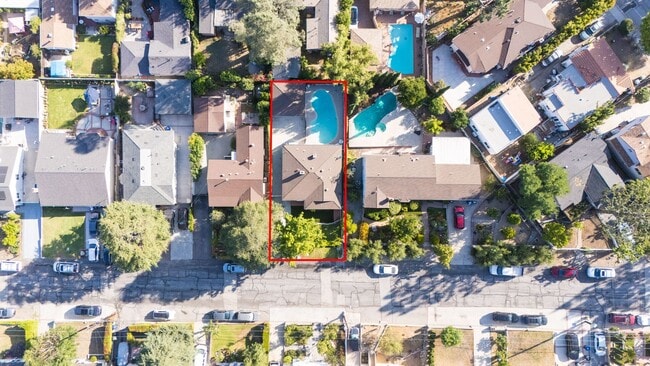 3334 Alabama St in Glendale, CA - Building Photo - Building Photo