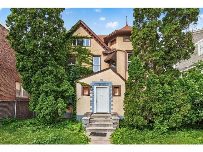 property at 2630 Blaisdell Ave