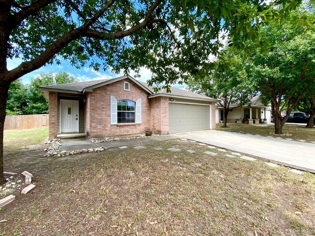 16511 Caballo Valley in Selma, TX - Building Photo - Building Photo