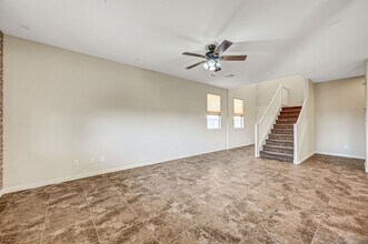 985 Pebble Lake St in Henderson, NV - Building Photo - Building Photo