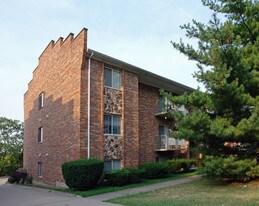 2815 Queen City Ave in Cincinnati, OH - Building Photo