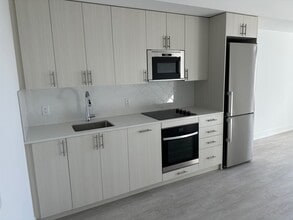 2545 Simcoe St N in Oshawa, ON - Building Photo - Building Photo