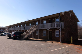 Eastway Apartments in Winston-Salem, NC - Building Photo - Building Photo