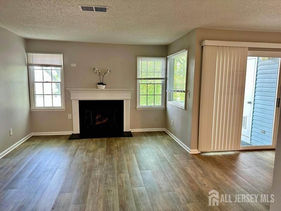 120 Edpas Rd in New Brunswick, NJ - Building Photo