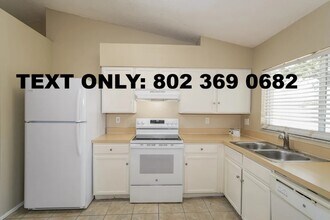 1114 Blufield Ave in Brandon, FL - Building Photo - Building Photo