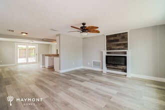7206 Rhinebeck Dr in Port Richey, FL - Building Photo - Building Photo