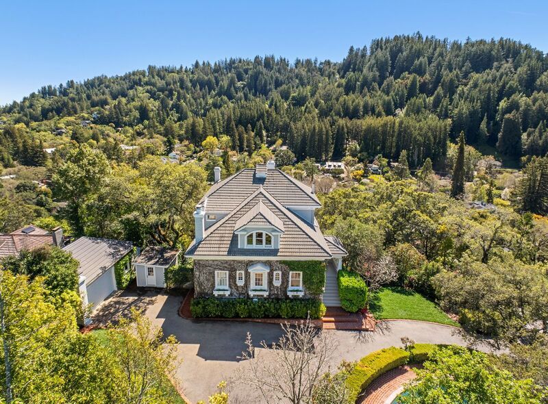 30 Hill Rd in Ross, CA - Building Photo