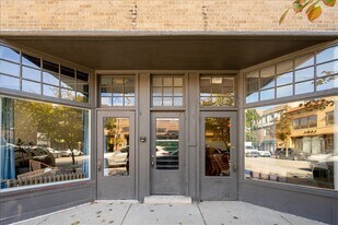 913 Green Bay Rd in Winnetka, IL - Building Photo