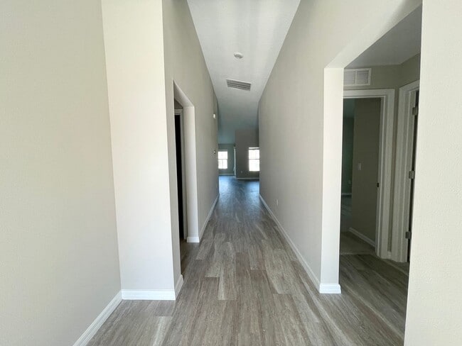 1544 Axel Cir in Winter Haven, FL - Building Photo - Building Photo