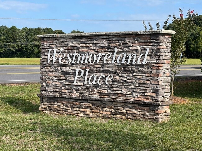 2101 Owl's View Ln in Colfax, NC - Building Photo - Building Photo