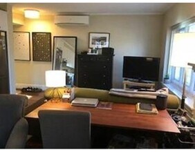 1789 Beacon St-Unit -2 in Brookline, MA - Building Photo - Building Photo