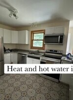 413 Clay Hill Rd in Johnson, VT - Building Photo