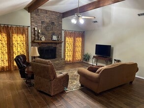 5604 Kenilworth Cir in Shreveport, LA - Building Photo - Building Photo