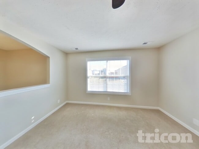 1457 Mutual Dr in Clarksville, TN - Building Photo - Building Photo