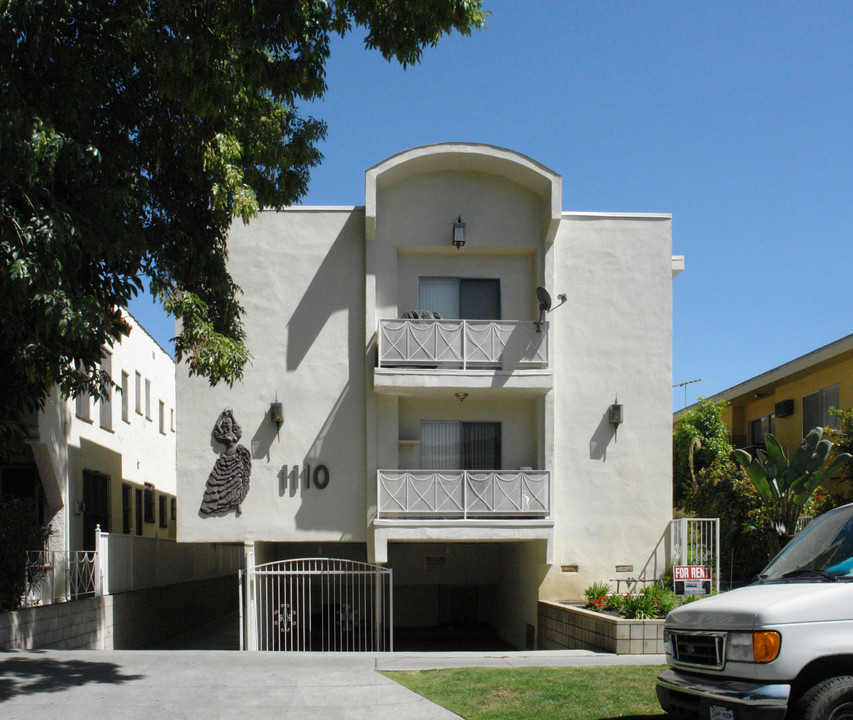 1108-1110 S Bedford St in Los Angeles, CA - Foto de edificio