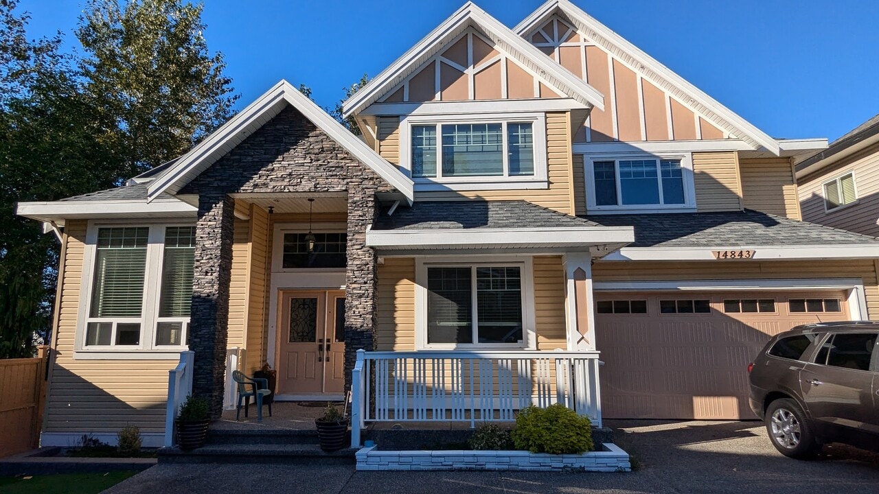 14843-14863 63 Ave in Surrey, BC - Building Photo