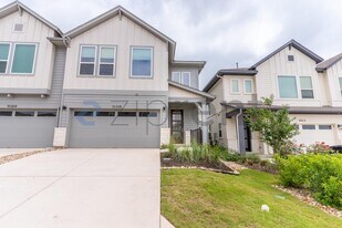 Unit B in Austin, TX - Building Photo